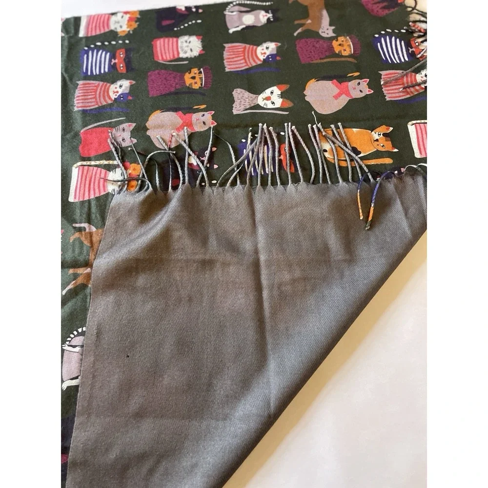 Women's Super Soft Cat Print 100% Viscose Scarf. 72" X 27.5" - Picture 7 of 10